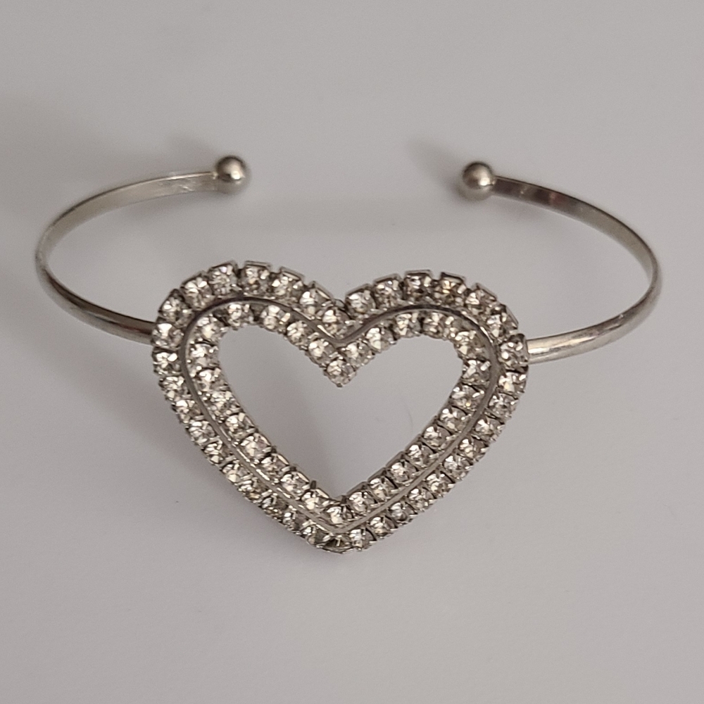 Vtg Heart Bracelet Rhinestones Adjustable Valentines Day Vintage Estate